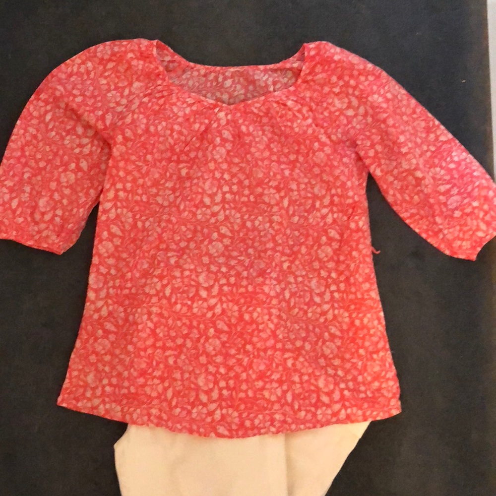 Coral Floral Blouse - Picture 3 of 4